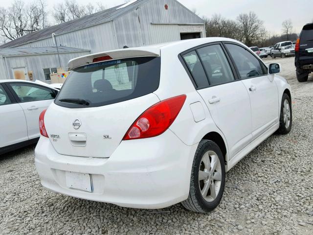 3N1BC1CPXAL382351 - 2010 NISSAN VERSA S WHITE photo 4