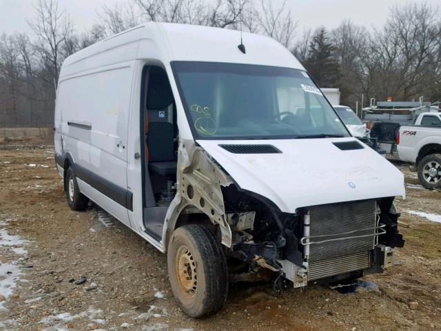 WD3PE8CB6B5567244 - 2011 MERCEDES-BENZ SPRINTER 2 WHITE photo 1