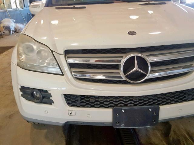 4JGBF25E59A468980 - 2009 MERCEDES-BENZ GL WHITE photo 9