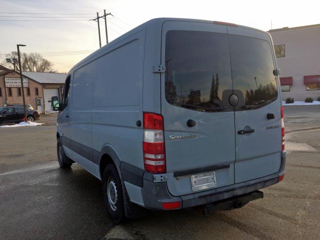 WD3PE7CC6B5525787 - 2011 MERCEDES-BENZ SPRINTER 2 GRAY photo 4