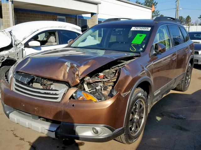 4S4BRDLC1C2293665 - 2012 SUBARU OUTBACK 3. BROWN photo 2