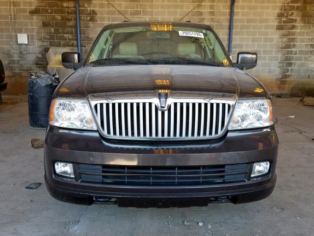 5LMFU27506LJ27956 - 2006 LINCOLN NAVIGATOR BROWN photo 9