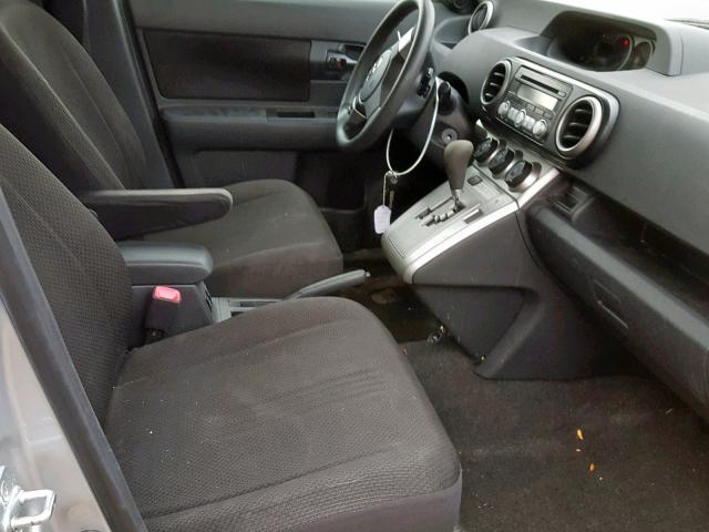 JTLKE50E591082709 - 2009 TOYOTA SCION XB SILVER photo 5
