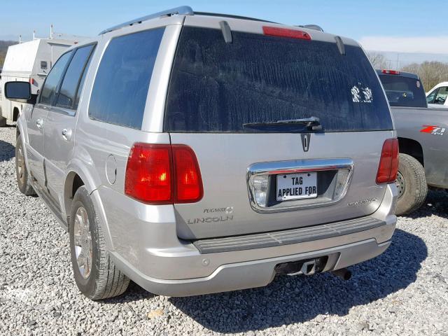 5LMFU27R63LJ34537 - 2003 LINCOLN NAVIGATOR Gümüş foto 3