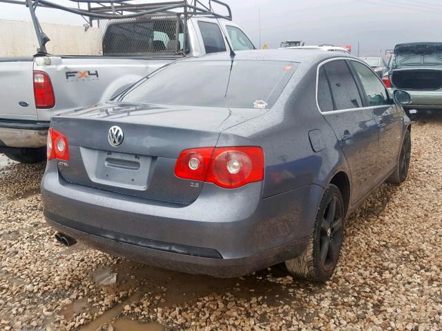 3VWEF71K77M199484 - 2007 VOLKSWAGEN JETTA WOLF GRAY photo 4