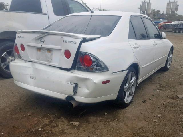 JTHBD192250099367 - 2005 LEXUS IS 300 WHITE photo 4