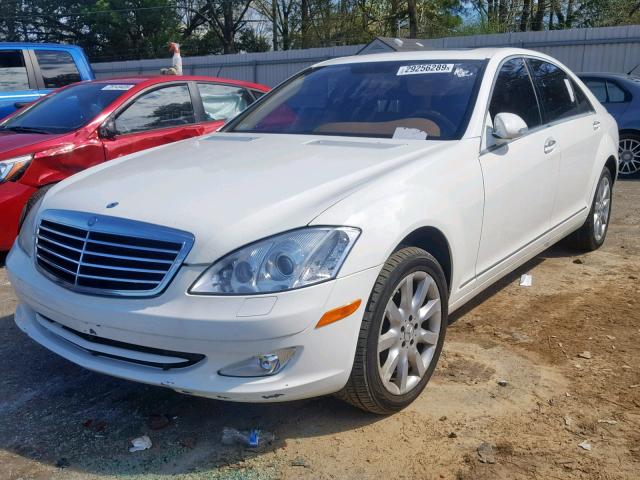 WDDNG71X77A069266 - 2007 MERCEDES-BENZ S 550 WHITE photo 2