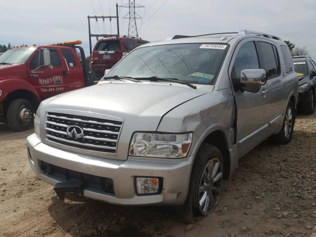 5N3ZA0NC0AN903974 - 2010 INFINITI QX56 SILVER photo 2