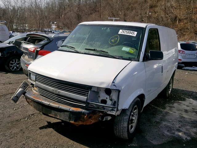 1GCDM19X05B107881 - 2005 CHEVROLET ASTRO WHITE photo 2