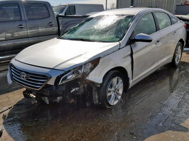 5NPE24AA4FH159226 - 2015 HYUNDAI SONATA ECO SILVER photo 2