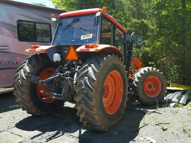 LA1053A0278 - 2011 KUTA TRACTOR ORANGE photo 4