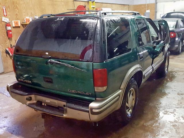 1GNDT13W8X2231300 - 1999 CHEVROLET BLAZER GREEN photo 4