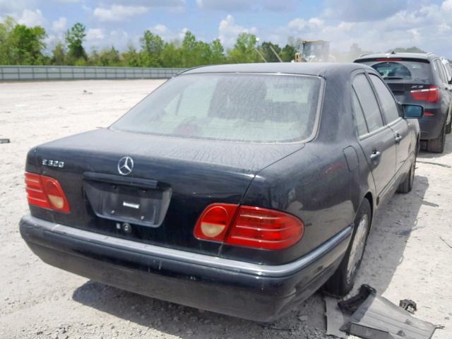 WDBJF55F5VJ026526 - 1997 MERCEDES-BENZ E 320 BLACK photo 4