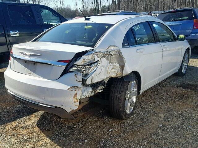 1C3CCBAB2DN660358 - 2013 CHRYSLER 200 LX WHITE photo 4