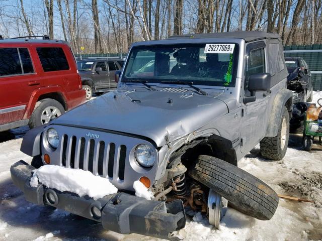 1C4AJWAG2DL626881 - 2013 JEEP WRANGLER S GRAY photo 2