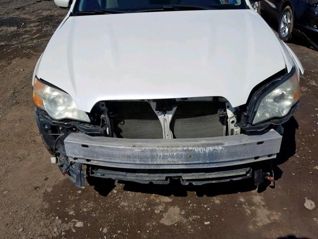 4S4BP62C177336316 - 2007 SUBARU OUTBACK OU WHITE photo 9