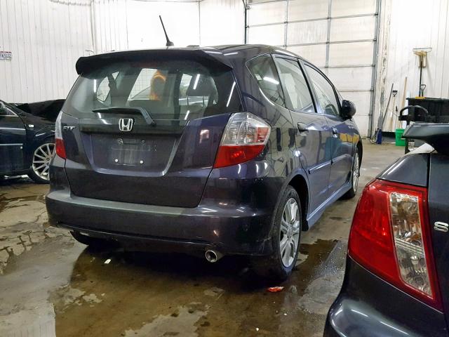 JHMGE8H42AC017905 - 2010 HONDA FIT SPORT PURPLE photo 4