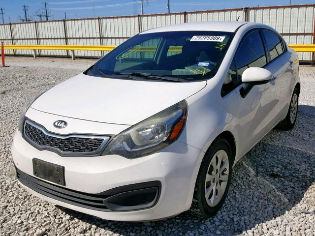 KNADN4A31D6179362 - 2013 KIA RIO EX WHITE photo 2