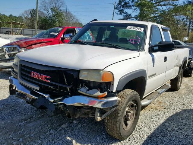 1GTHC29U94E177523 - 2004 GMC SIERRA C25 WHITE photo 2