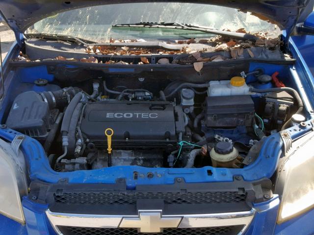 KL1TD56E09B346530 - 2009 CHEVROLET AVEO LS BLUE photo 7