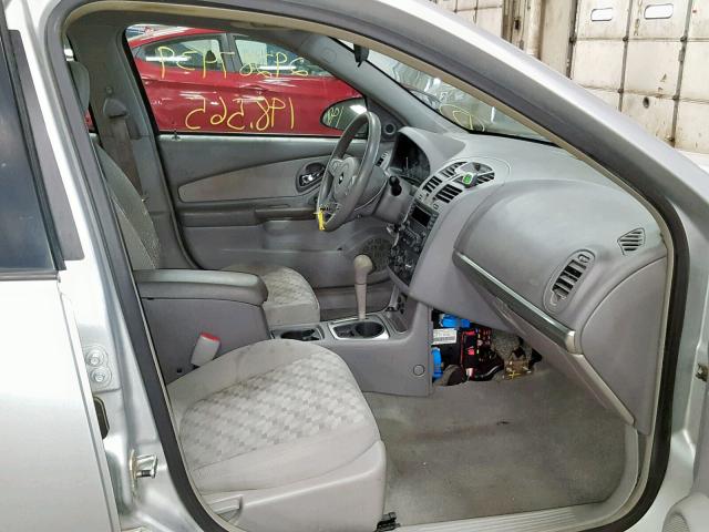 1G1ZT528X5F231659 - 2005 CHEVROLET MALIBU LS SILVER photo 5
