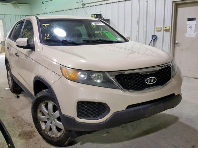 5XYKT3A17BG105026 - 2011 KIA SORENTO BA WHITE photo 1