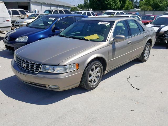 1G6KY549X2U271525 - 2002 CADILLAC SEVILLE ST TAN photo 2