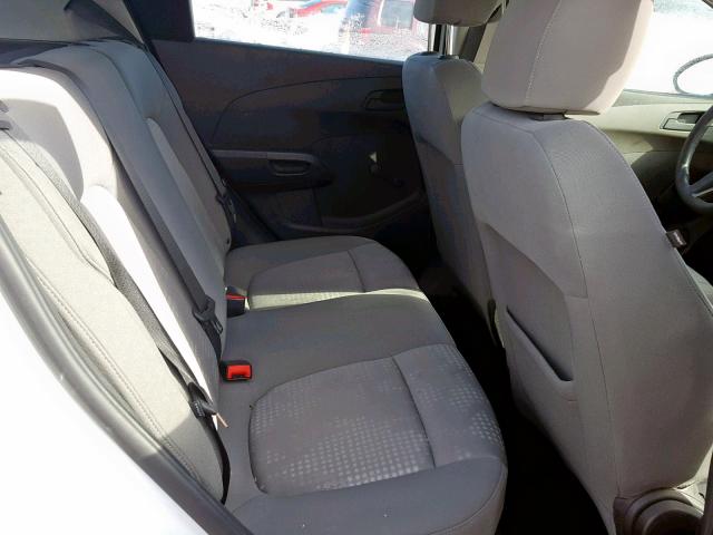1G1JA6SH7F4215716 - 2015 CHEVROLET SONIC LS WHITE photo 6