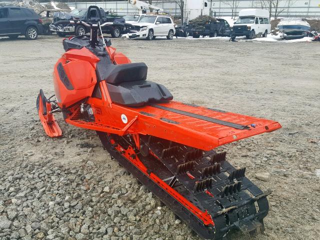 2BPSTKKM1KV000004 - 2019 BOMBARDIER SNOWMOBILE RED photo 3