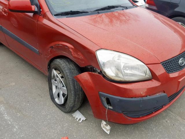 KNADE223196477484 - 2009 KIA RIO BASE RED photo 9