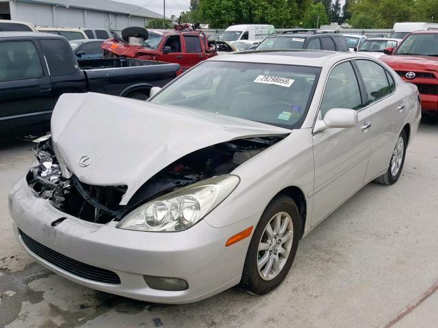 JTHBF30G520042588 - 2002 LEXUS ES 300 SILVER photo 2