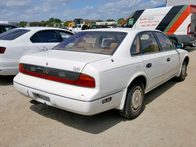 JNKNG01DXRM265841 - 1994 INFINITI Q45 WHITE photo 4