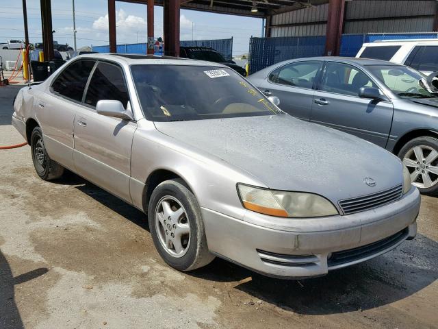 JT8GK13T9R0071908 - 1994 LEXUS ES 300 SILVER photo 1