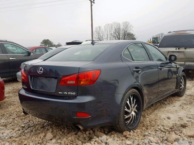 JTHCK262672012453 - 2007 LEXUS IS 250 GRAY photo 4