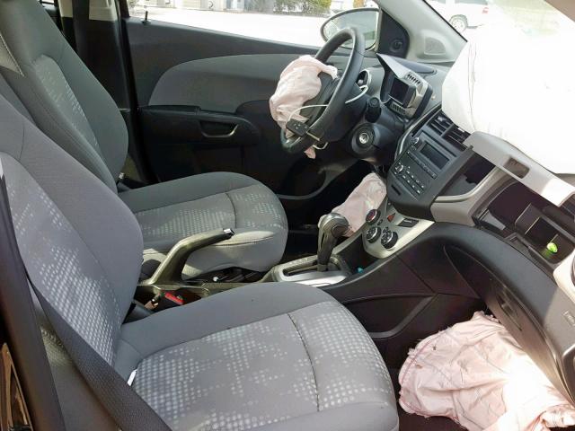 1G1JA5SH3F4101982 - 2015 CHEVROLET SONIC LS 黑色 照片 5