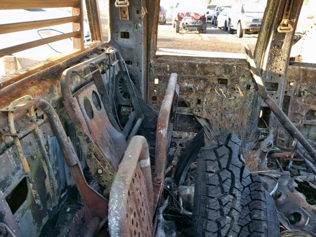 1FTSW31S54EC82217 - 2004 FORD F350 SRW S BURN photo 6