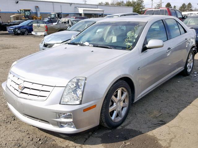 1G6DW677960154725 - 2006 CADILLAC STS SILVER photo 2