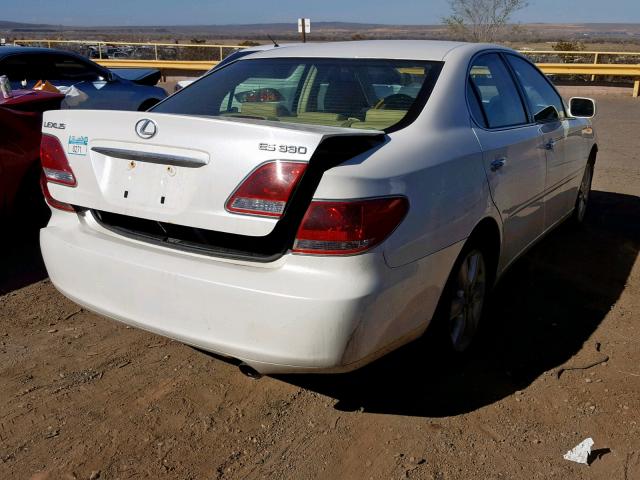 JTHBA30G955062817 - 2005 LEXUS ES 330 WHITE photo 4