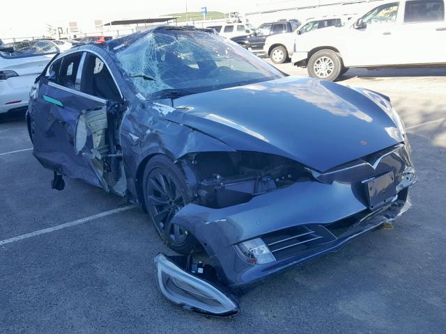 5YJSA1E20JF297778 - 2018 TESLA MODEL S فحمي صورة 1