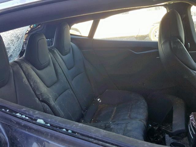 5YJSA1E20JF297778 - 2018 TESLA MODEL S فحمي صورة 6