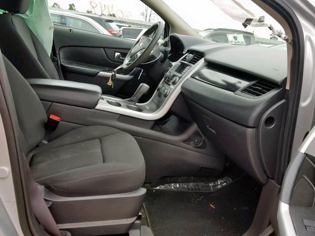 2FMDK3GC6DBC44216 - 2013 FORD EDGE SE SILVER photo 5