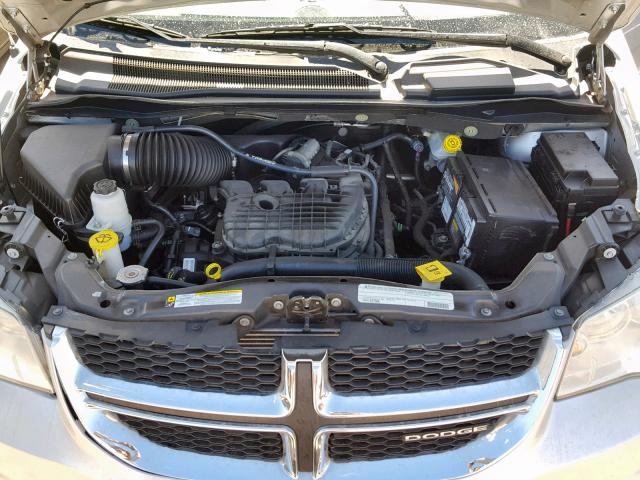 2D4RN3DG5BR731018 - 2011 DODGE GRAND CARA SILVER photo 7