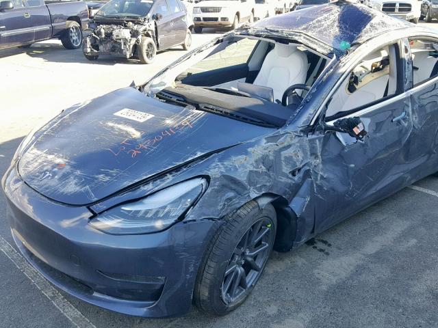 5YJ3E1EB3JF170273 - 2018 TESLA MODEL 3 CHARCOAL photo 9