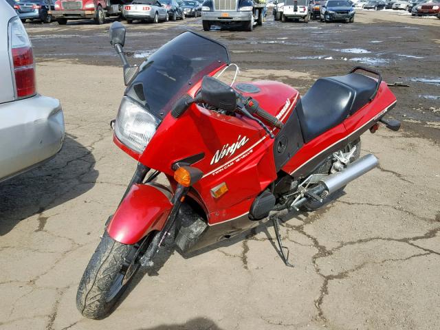 JKAZX4C17JB500560 - 1988 KAWASAKI ZX600 C RED photo 2