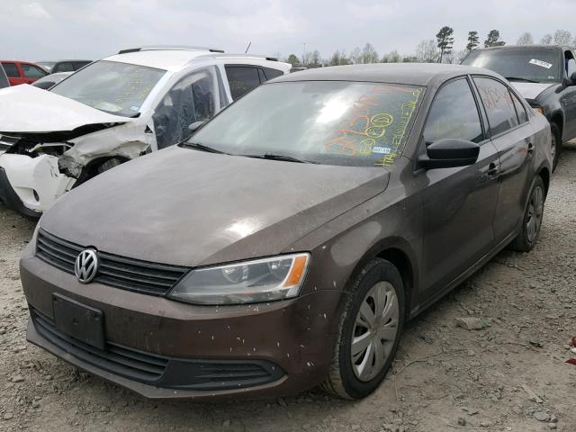 3VW2K7AJ1CM324916 - 2012 VOLKSWAGEN JETTA BASE BROWN photo 2
