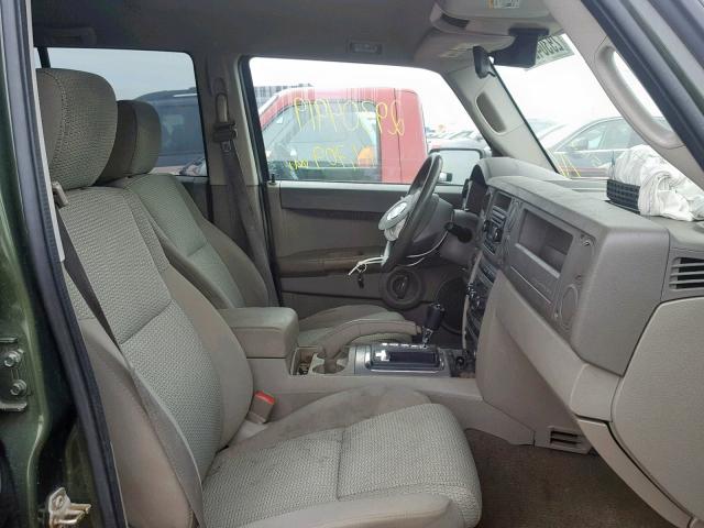 1J8HG48P17C528557 - 2007 JEEP COMMANDER GREEN photo 5