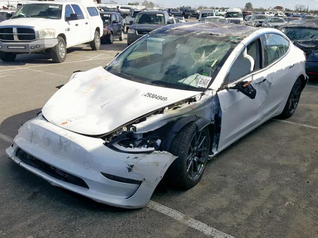 5YJ3E1EB9JF122308 - 2018 TESLA MODEL 3 WHITE photo 2