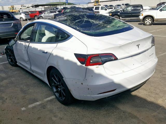 5YJ3E1EB9JF122308 - 2018 TESLA MODEL 3 WHITE photo 3