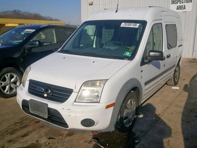 NM0LS7DN8AT017986 - 2010 FORD TRANSIT CO WHITE photo 2