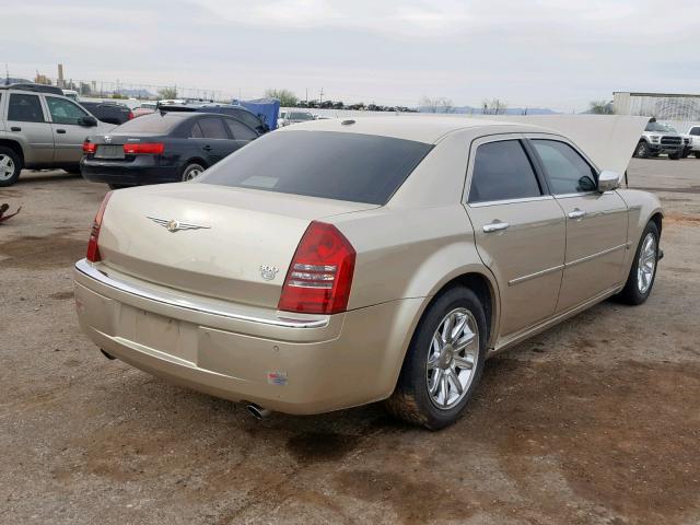 2C3LA63HX6H279416 - 2006 CHRYSLER 300C GOLD photo 4